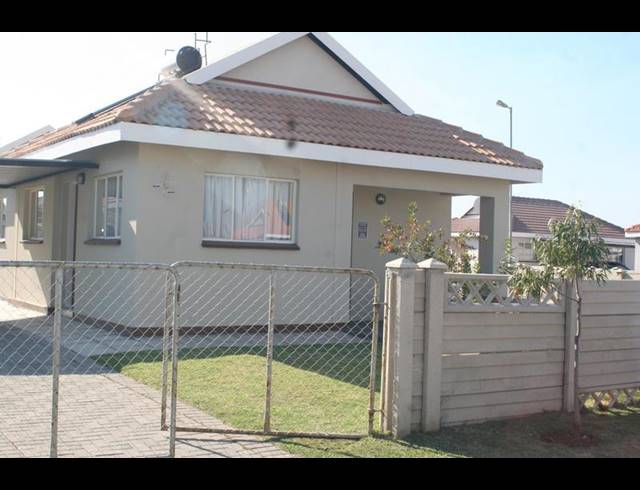 3 BEDROOM HOUSE FOR SALE IN FREEDOM PARK A